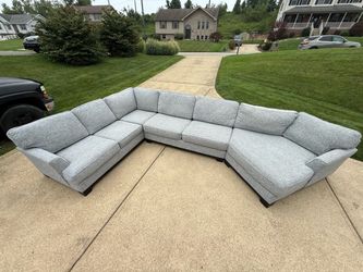 Large Grey Sectional Couch Sofa In Flawless Condition FREE DELIVERY