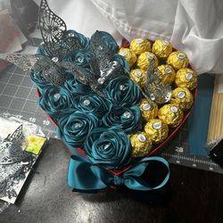 Heart Gift .. Corazón De Flores Eternas 