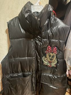 Women’s mini mouse puffer vest