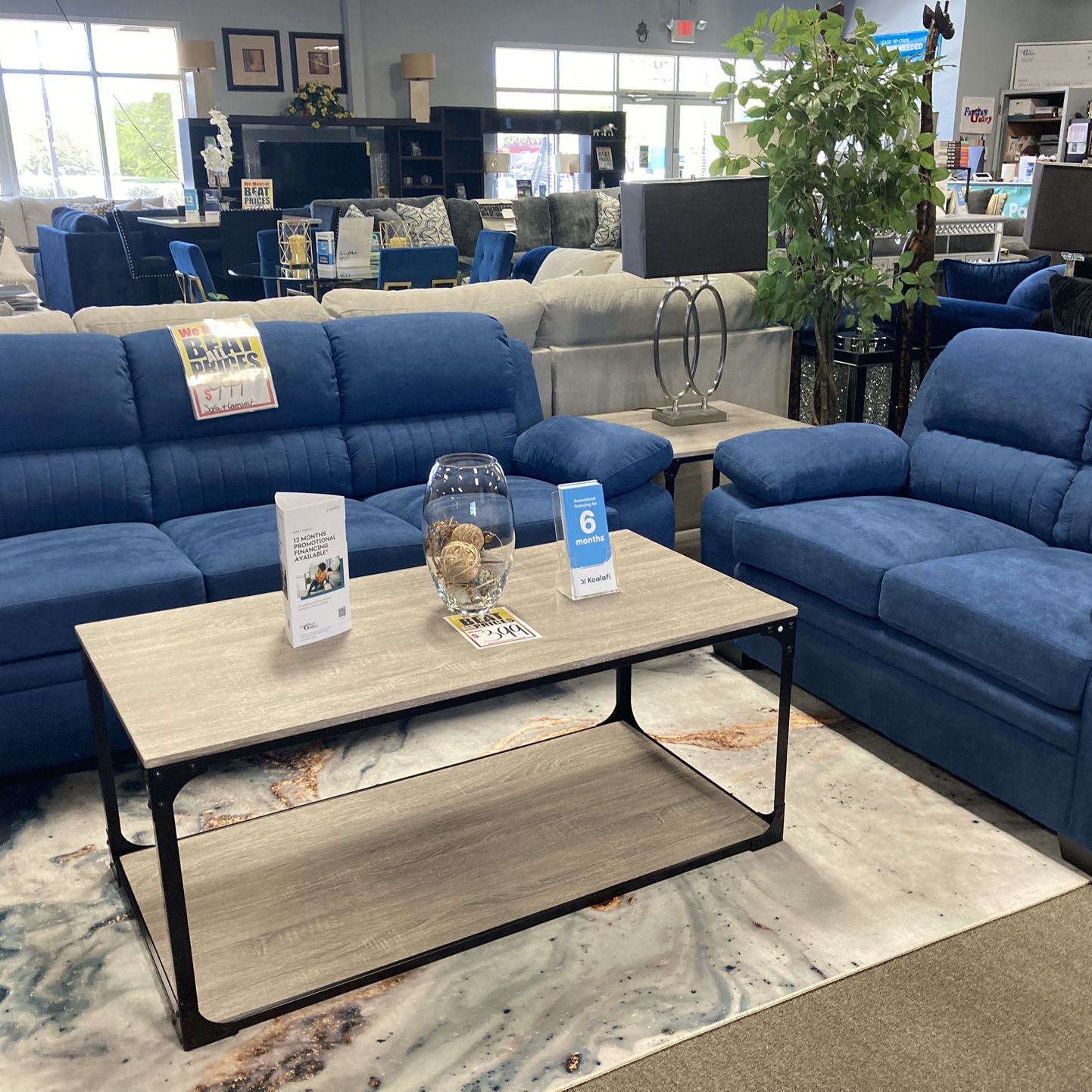 Blue sofa loveseat 💙🙌🏼 $899