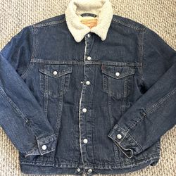 Levi's Strauss Denim Sherpa Lined Trucker Jacket Size Large Button-Up Blue Jean