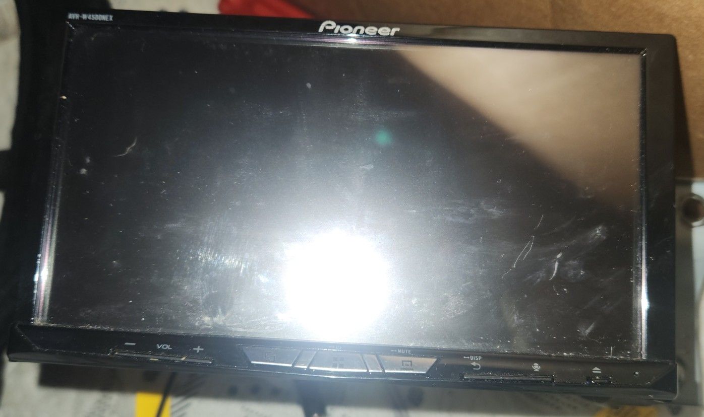 pioneer avh-4500nex double din deck 7" touchscreen car stereo 