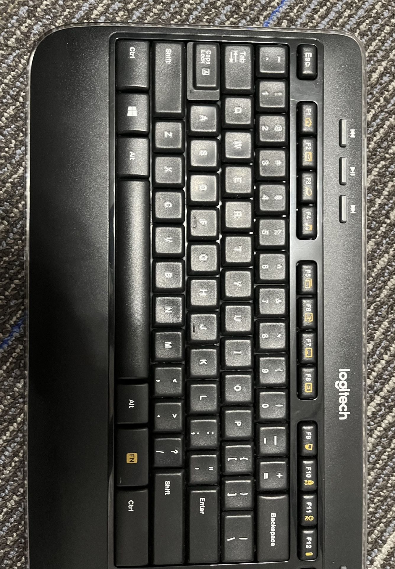 K520 Logitech Keyboard and M310 Mouse