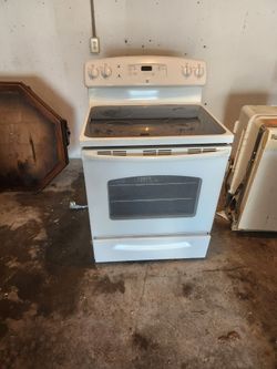 GE Electric  glass top range