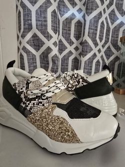 New Steve Madden Size 6 New