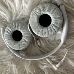 🎧 Headphones 