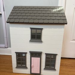 Pottery Barn Westport Dollhouse