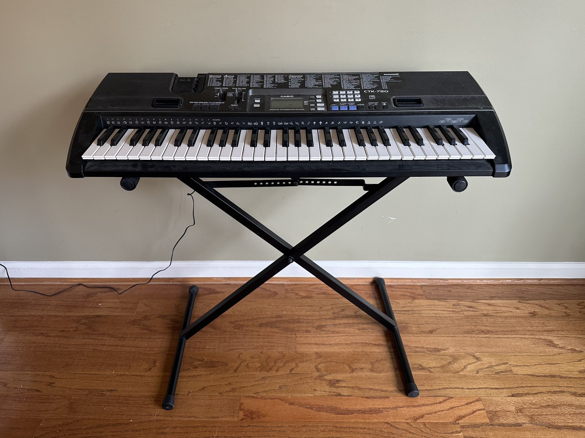 Casio Black Electric Keyboard