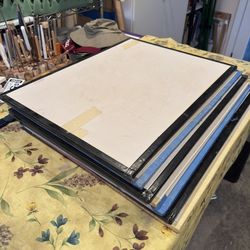 FREE: Small Drywall Boards For Arts & Crafts