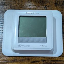 Honeywell Home T6 Pro Programmable Thermostat TH6210U2001