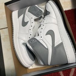 Sz 6Y Jordan 1 Stealth NO TRADES