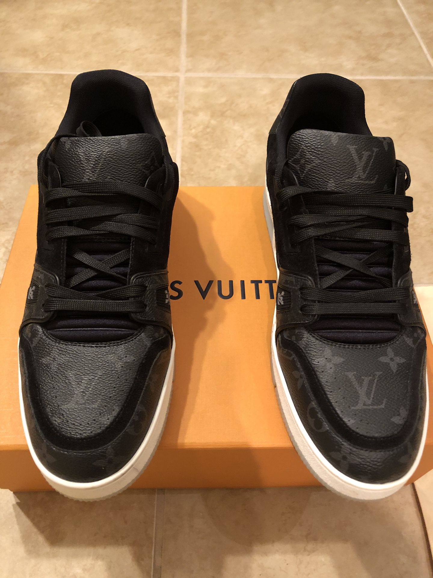 Louis Vuitton shoelaces for Sale in Queens, NY - OfferUp