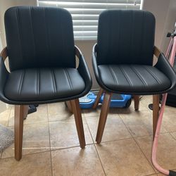 2 Chairs 
