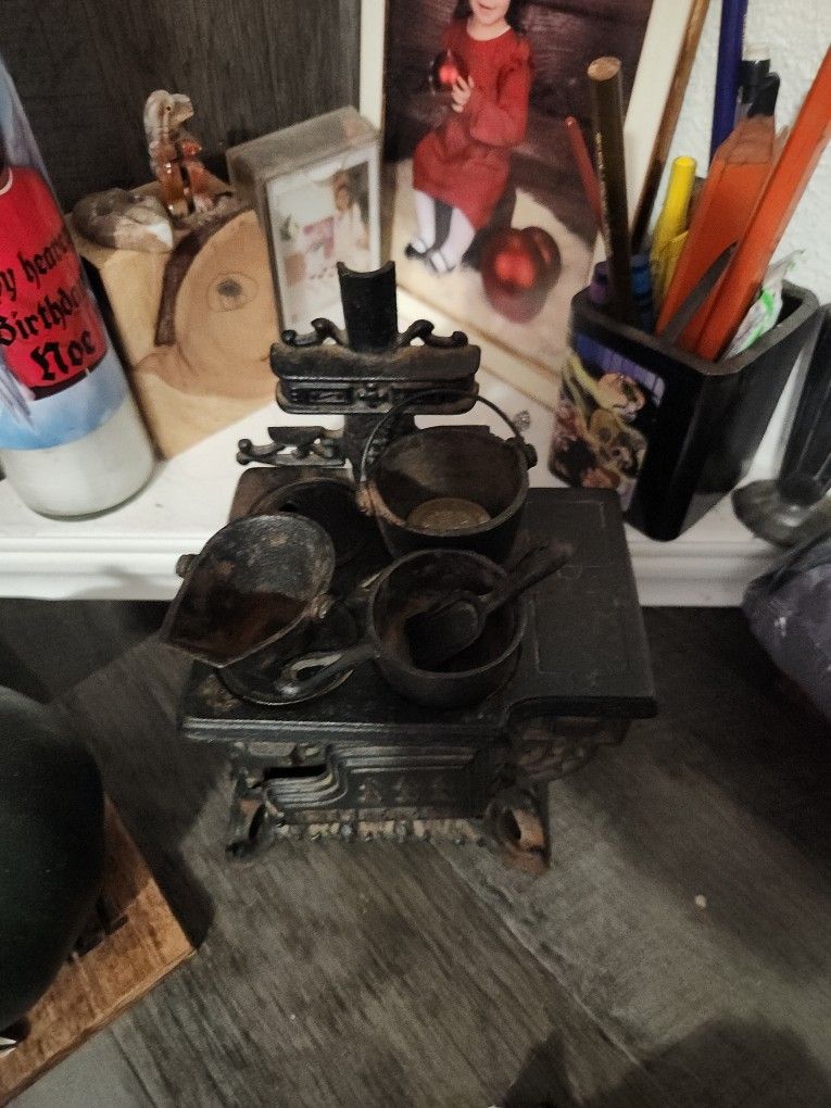 Vintage Mini Stove
