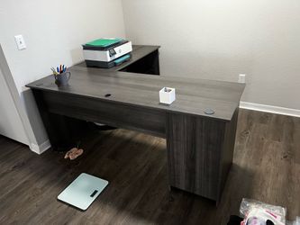 72W L Shaped Computer Desk with Drawers in Modern Gray