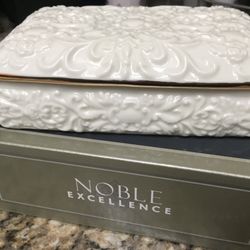 Jewelry White Porcelain Box