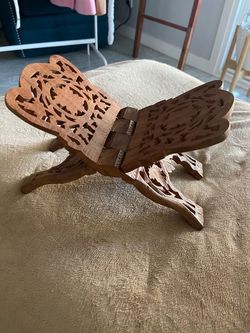 Wood bible stand