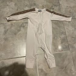 Burberry Infant Nova Check Romper Full  Bodysuit SZ 9 Months Baby