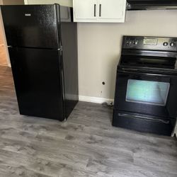 Whirlpool Stove And Hot point Refrigerator 