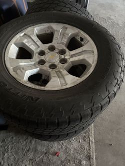 275/65 R18 Tires 4x