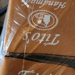 Cans Sleeve To Keep Them Cold