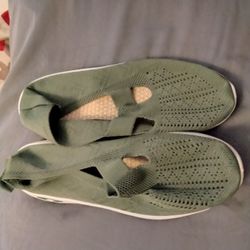 Women's Shoes