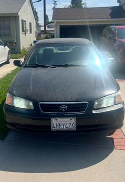 2000 Toyota Camry