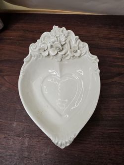 Italian Handmade Porcelain Heart Trinket Dish Roses Victorian Style Off White