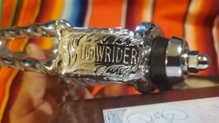 Lowrider engravin slamer