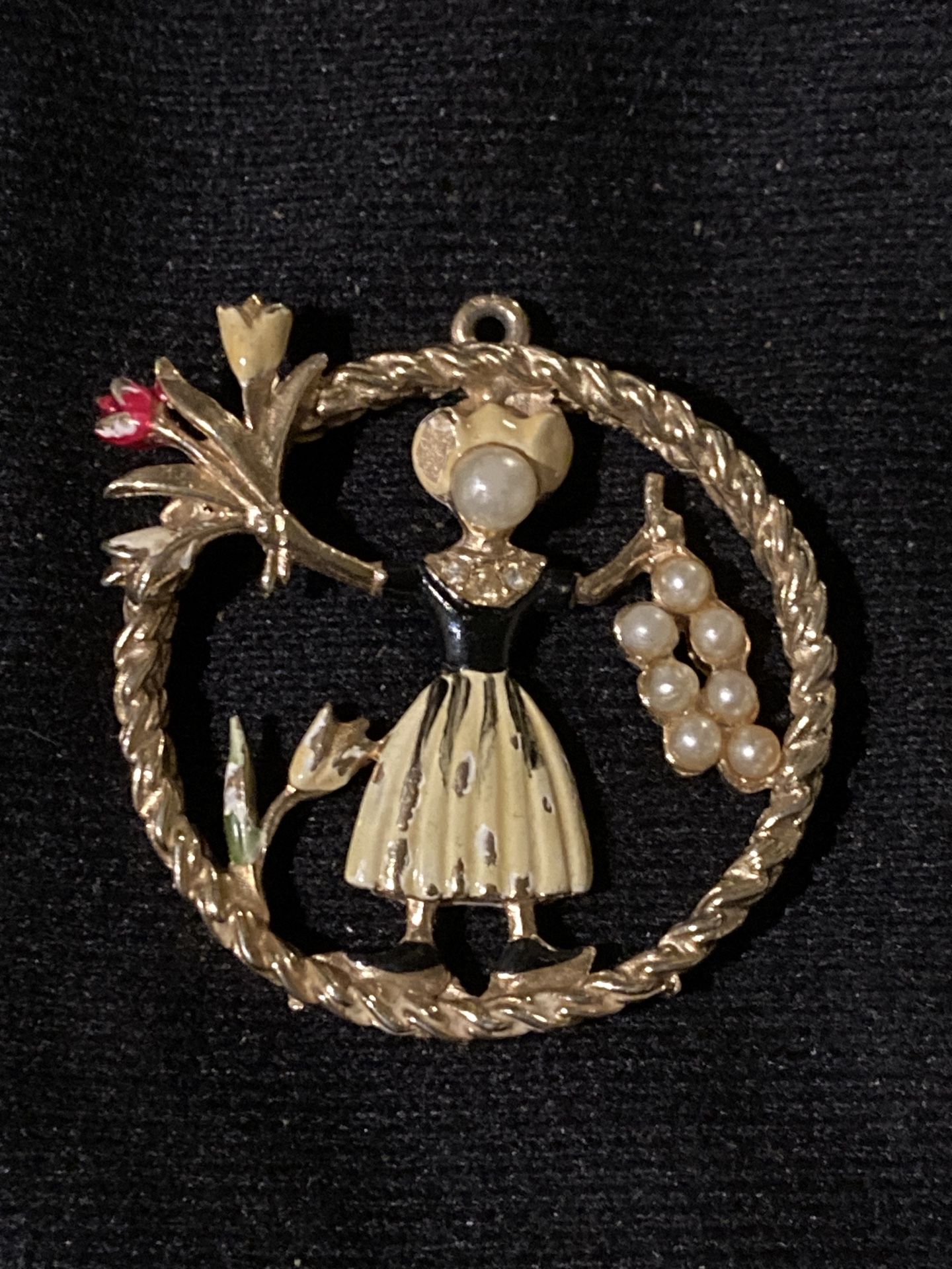 Antique Gold Pendant