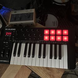 Oxygen 25 M-Audio