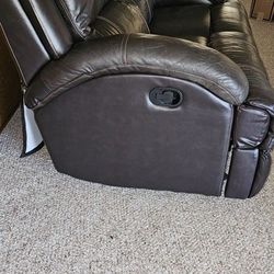  Sofa Recliners.  Leather     Beautiful Like New 