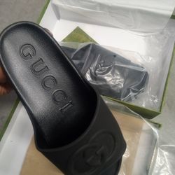 Gucci Slides 🔥🔥💯💯 Brand New!! $220 OBO 