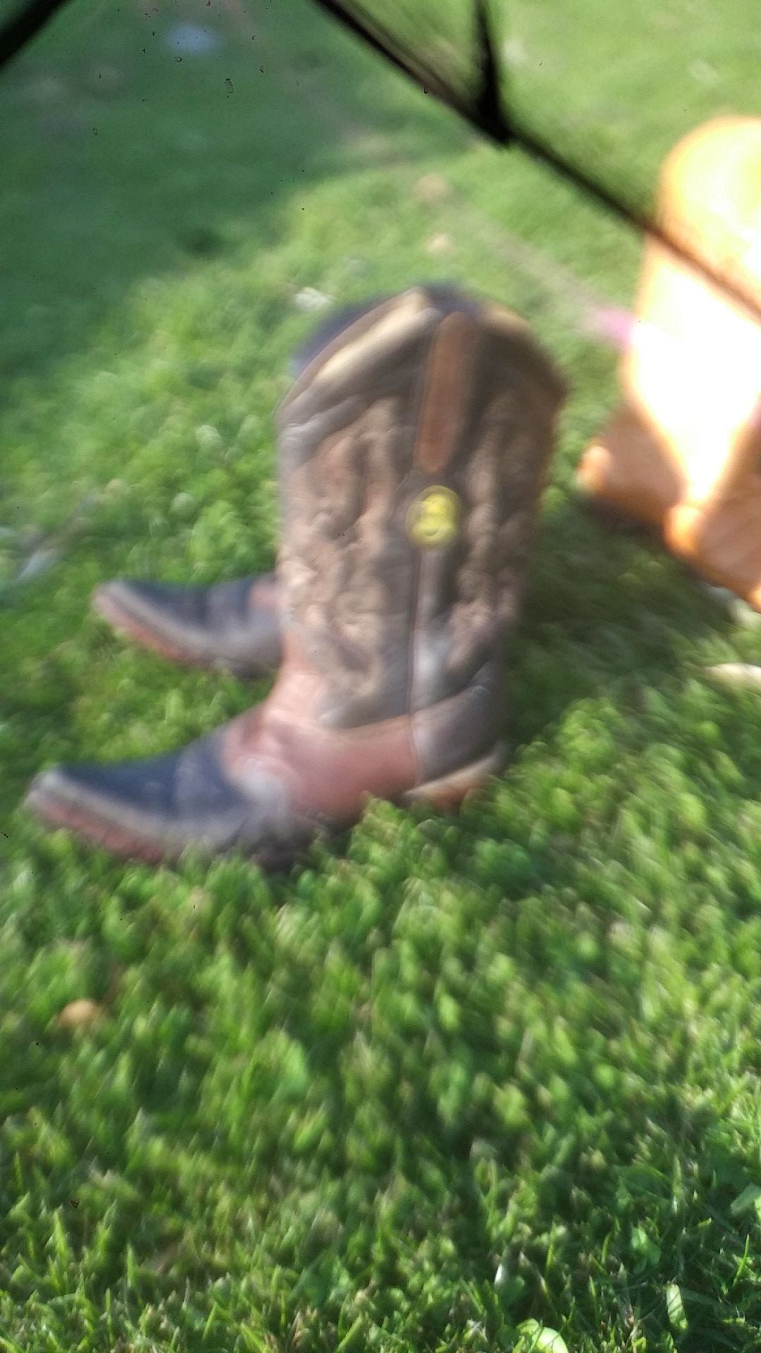 Leather cowboy boots size 8