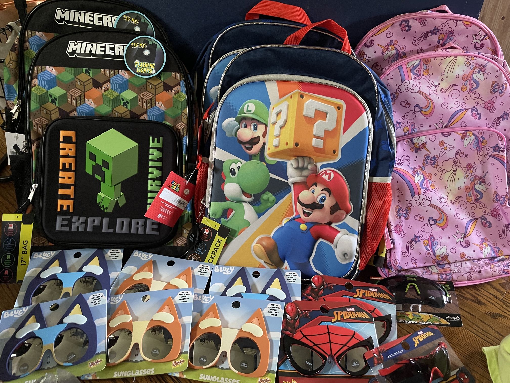 New! Kids, Backpacks And Sunglasses