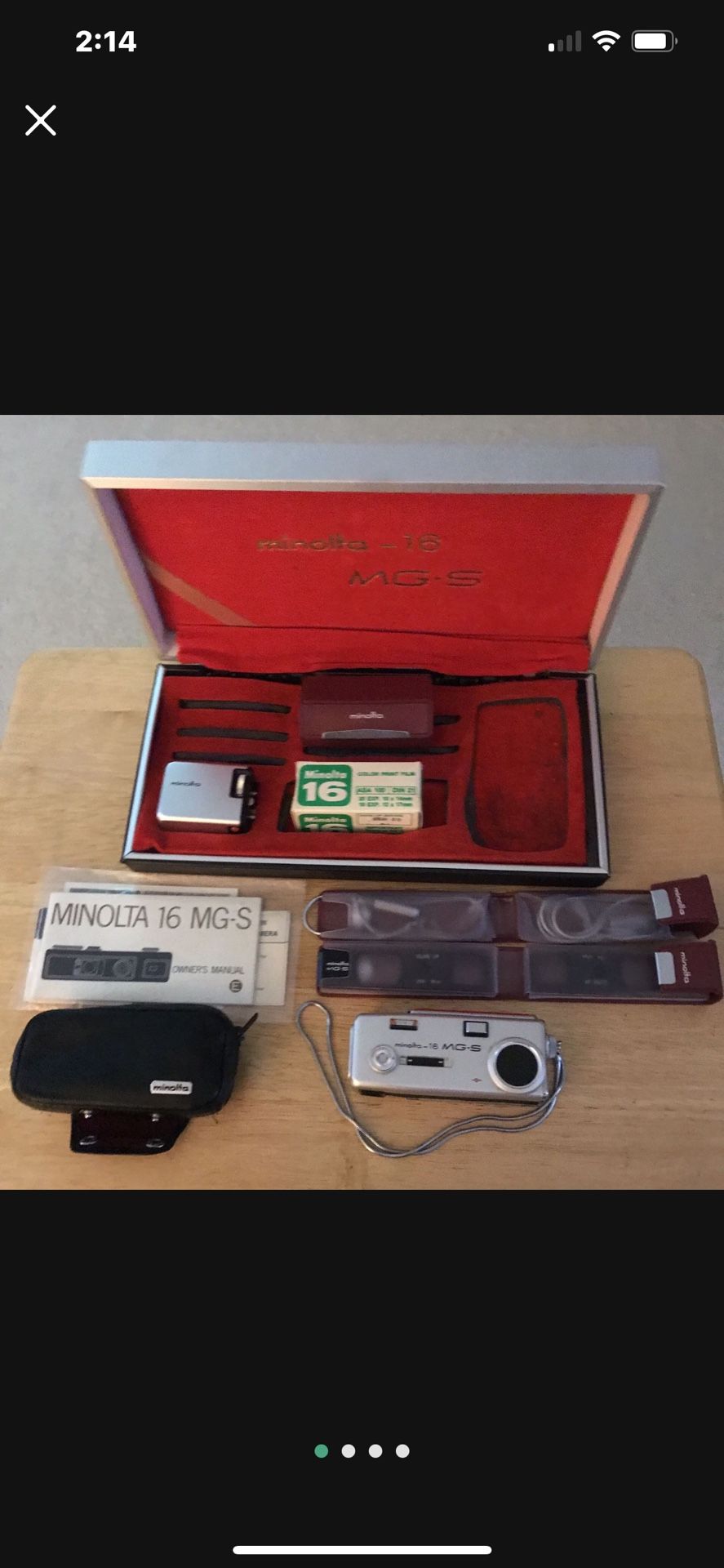 Minolta Vintage 16 MgS Camera W/  Accessories