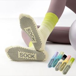 Non-Slip Grip Socks for Pilates & Yoga - 7 Different Colors