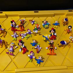 Mickey, Minnie, Pluto, Donald, Daisy, Chip and Dale Toy Figures