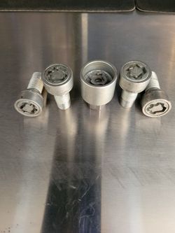 vw Lugs, Wheel Locks,Volkswagen Locks,wheels,locks,bmw,BMW