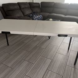 Fold table 72 in x 30 in x 29 in