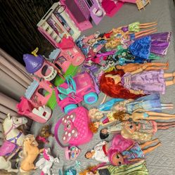 TOY/DOLL/BARBIE/DISNEY MISC LOT