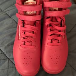 Women Classic Reebok Hot Pink 