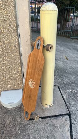 White wave long board