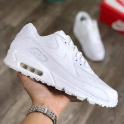 Men's Nike Air Max 90 Shoes - Triple White - Size 8