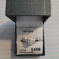 10kt White gold 1/2 cttw diamond ring