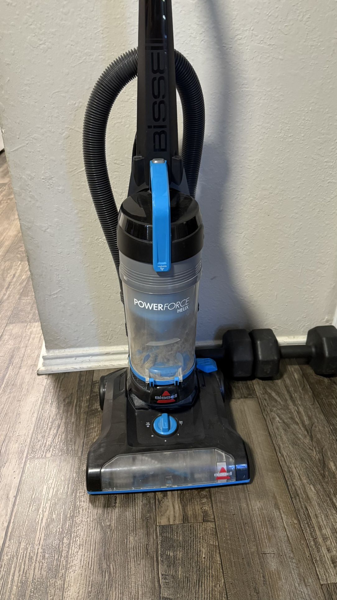 Bissell Powerforce Helix Bagless Vacuum
