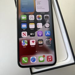 Iphone X 64GB SILVER ANY CARRIER