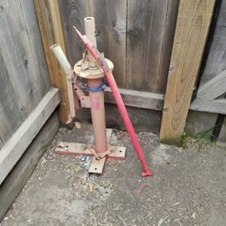 Tire Changer W/ Crowbar