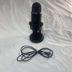 Blue Yeti Blackout USB Microphone