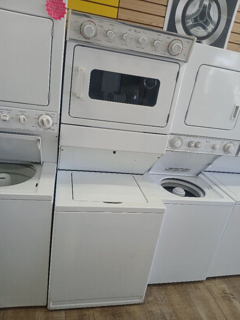 Whirlpool Stackable Electric 220v Washer Dryer Combo Heavy Duty Super Large Capacity In Excellent Condition